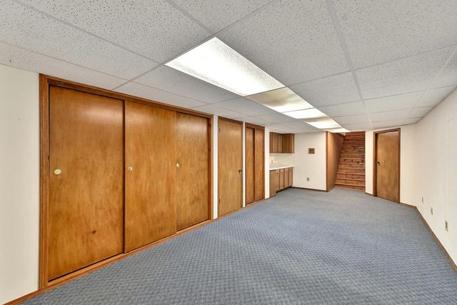 965 E Twin Oaks DRIVE, Oak Creek, WI 53154