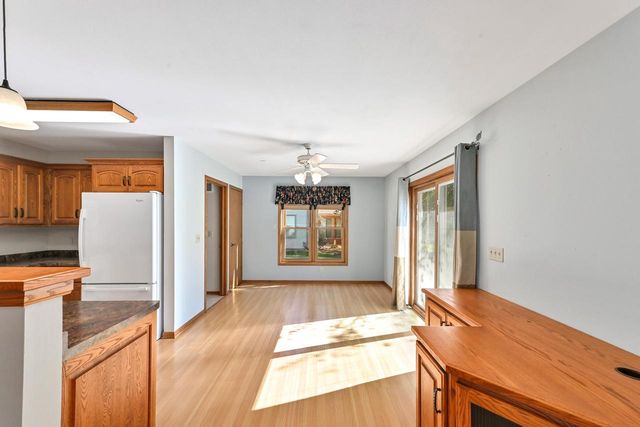 965 E Twin Oaks DRIVE, Oak Creek, WI 53154