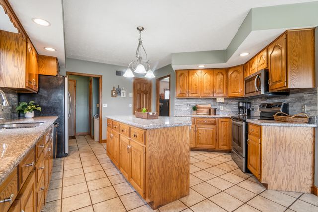 792 County Road 5 792 County Road 5, Zanesfield, OH 43360