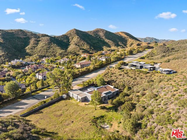 3701 Kanan Road, Agoura Hills, CA 91301