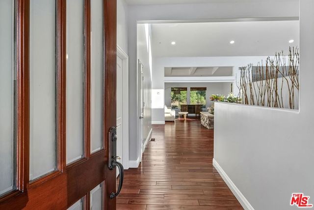 3701 Kanan Road, Agoura Hills, CA 91301