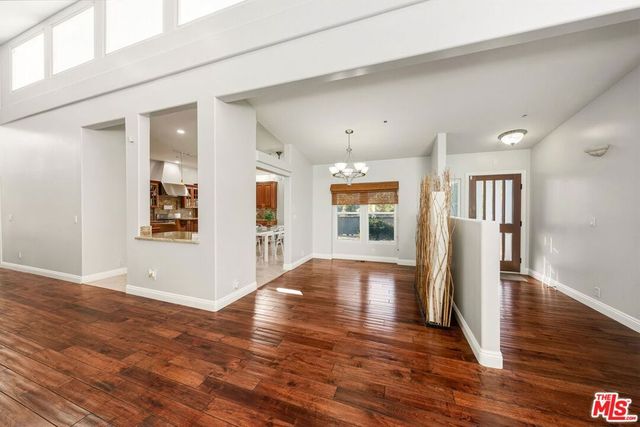 3701 Kanan Road, Agoura Hills, CA 91301