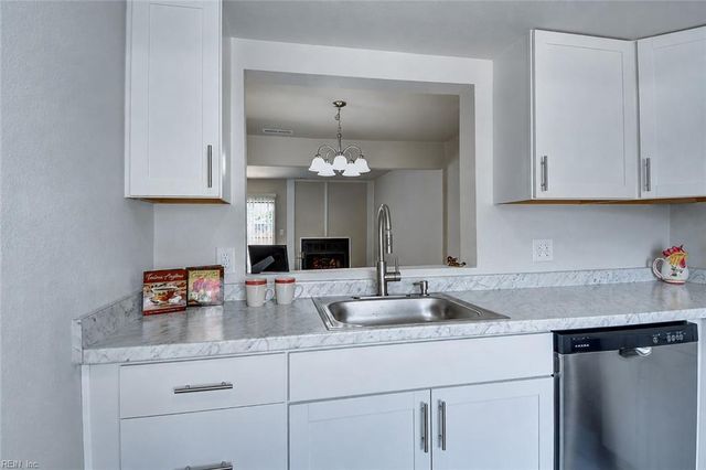 3638 Chimney Creek DR, Virginia Beach, VA 23462