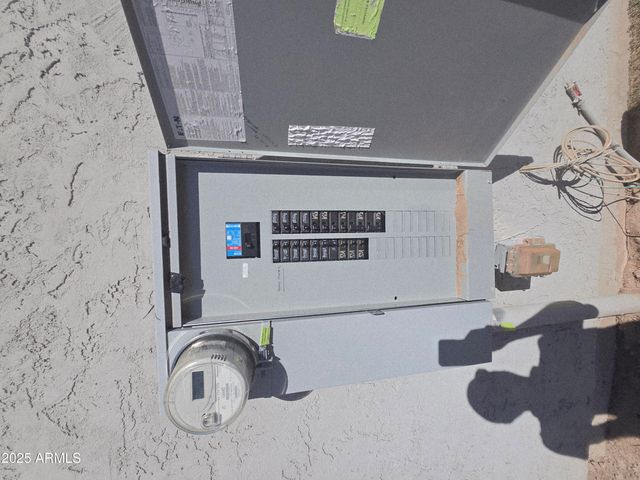 14233 S Burma Road, Arizona City, AZ 85123