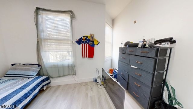 368 Elm St, Newark City, NJ 07105