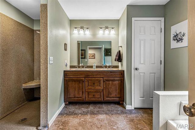 3978 Highway E, Fredericktown, MO 63645