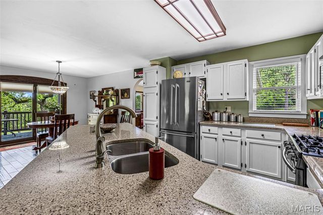 3978 Highway E, Fredericktown, MO 63645