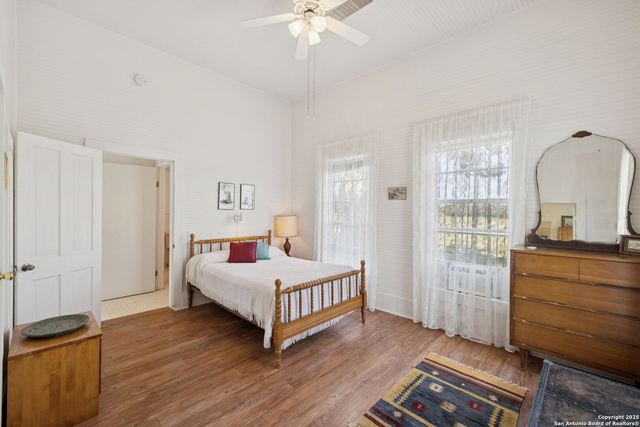 1078 FM 480, Center Point, TX 78010