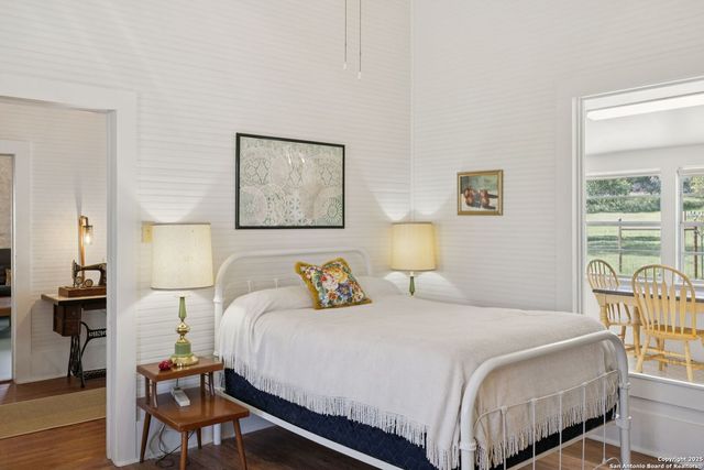 1078 FM 480, Center Point, TX 78010