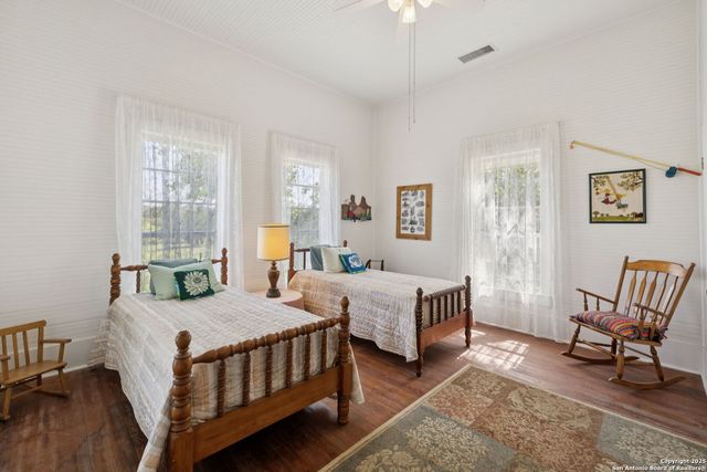 1078 FM 480, Center Point, TX 78010