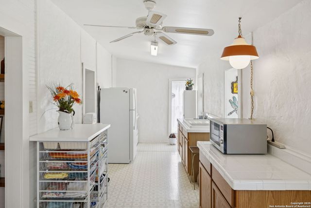 1078 FM 480, Center Point, TX 78010