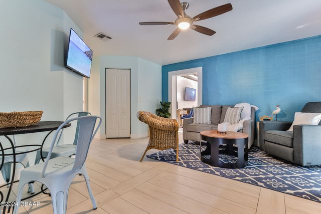 830 Maralyn Avenue, New Smyrna Beach, FL 32169