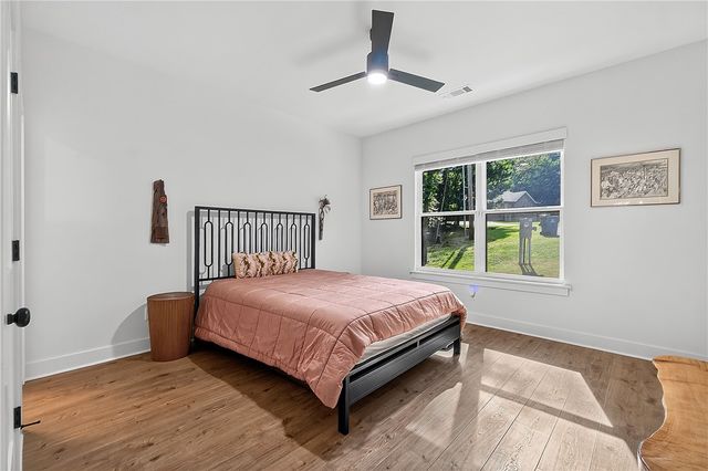 19 Canobie Lane, Bella Vista, AR 72715