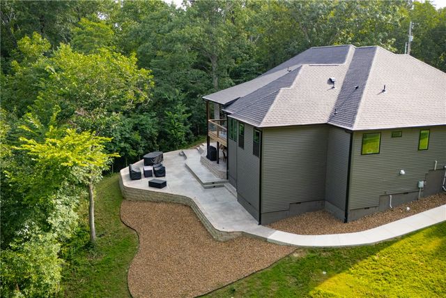19 Canobie Lane, Bella Vista, AR 72715