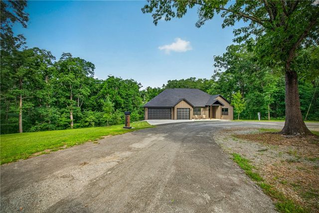 19 Canobie Lane, Bella Vista, AR 72715