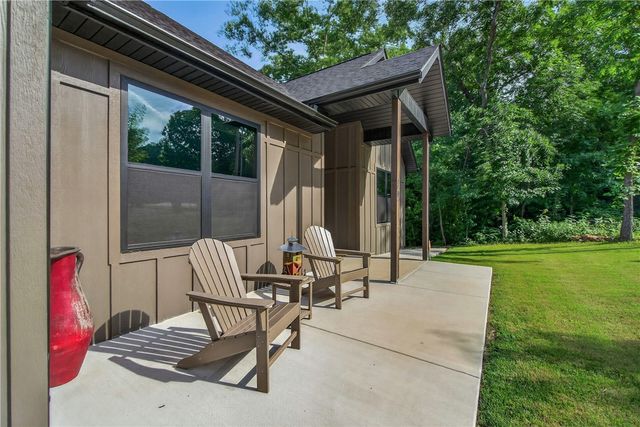 19 Canobie Lane, Bella Vista, AR 72715