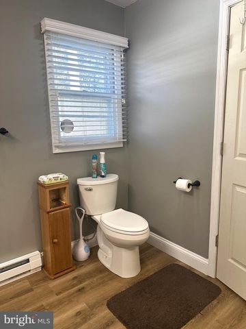 9593 N SHORE DR, Seaford, DE 19973