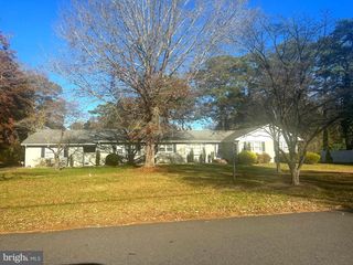 9593 N SHORE DR, Seaford, DE 19973