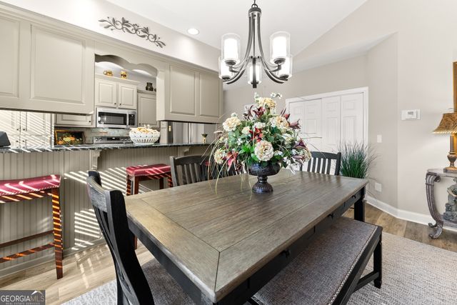 92 Colonial Drive 1, Cleveland, GA 30528