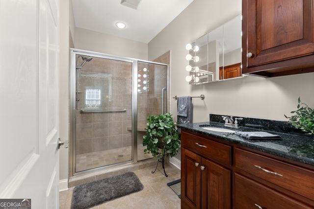 92 Colonial Drive 1, Cleveland, GA 30528