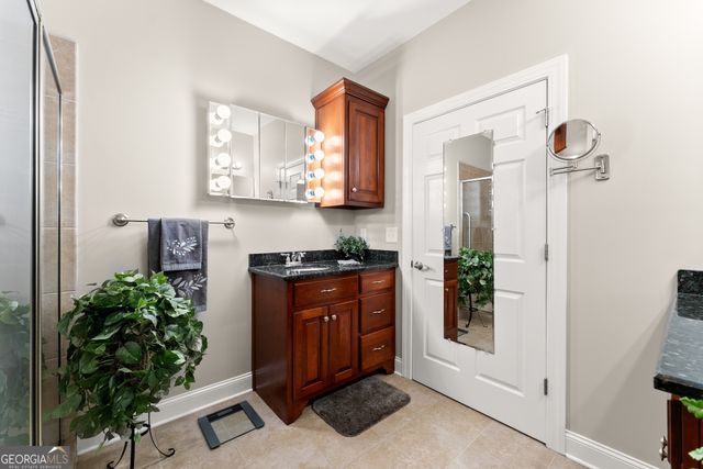 92 Colonial Drive 1, Cleveland, GA 30528