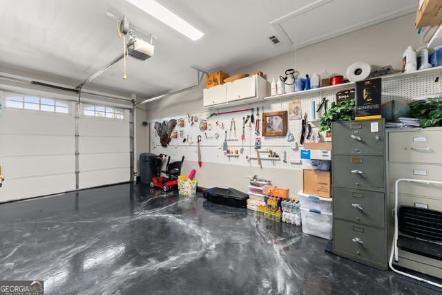 92 Colonial Drive 1, Cleveland, GA 30528