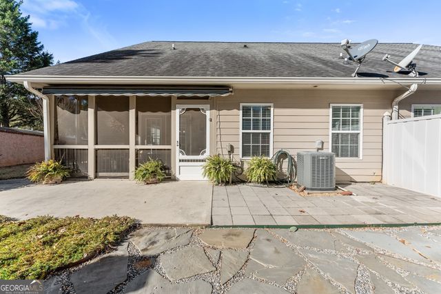 92 Colonial Drive 1, Cleveland, GA 30528