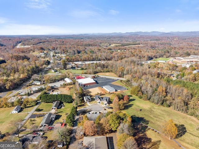 92 Colonial Drive 1, Cleveland, GA 30528