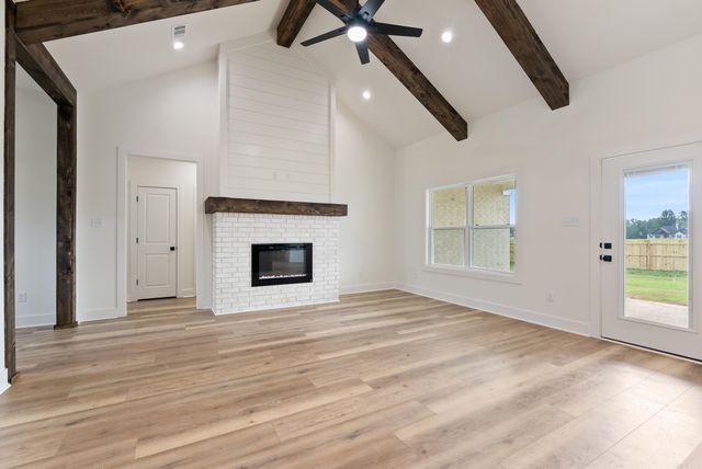 882 Patty Road, Ward, AR 72176