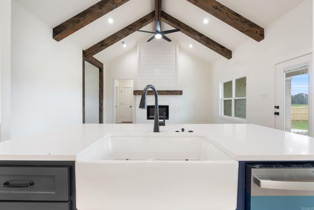 882 Patty Road, Ward, AR 72176