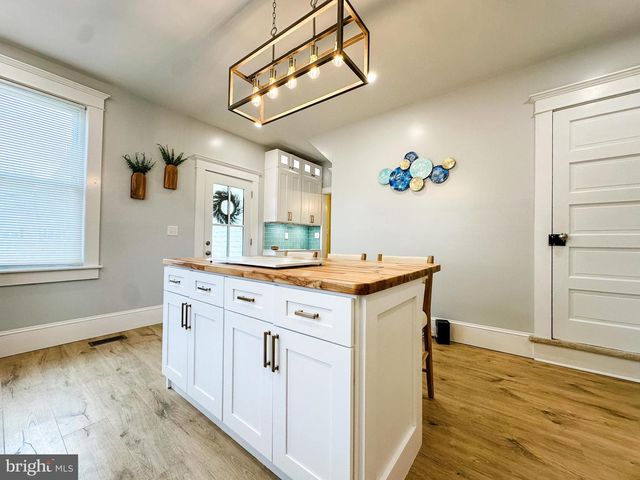 10903 KREIGHBAUM RD, Corriganville, MD 21524