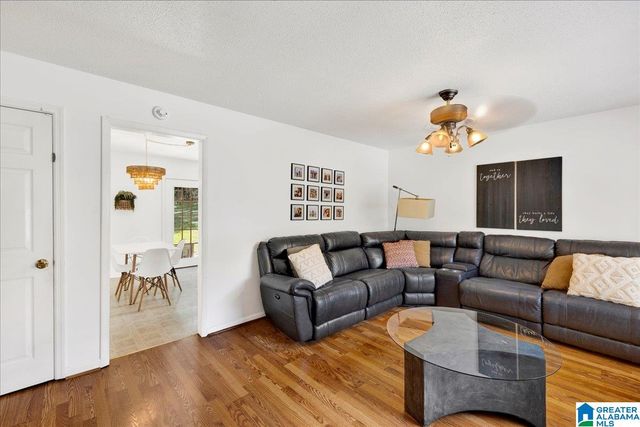 5861 JANET DRIVE, Trussville, AL 35173