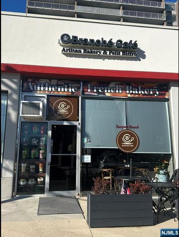 1347 16th Street, Fort Lee, NJ 07024