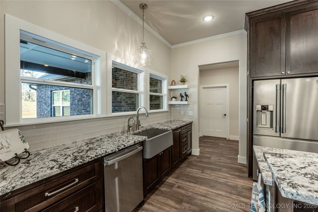 14397 S 4210 Road, Claremore, OK 74017