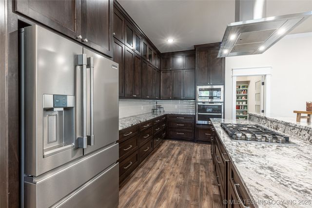 14397 S 4210 Road, Claremore, OK 74017