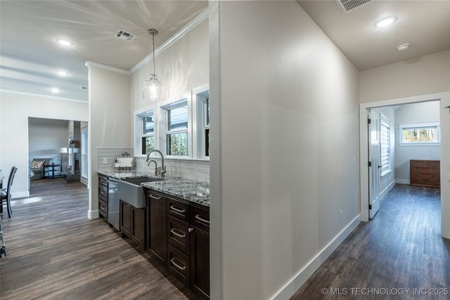 14397 S 4210 Road, Claremore, OK 74017