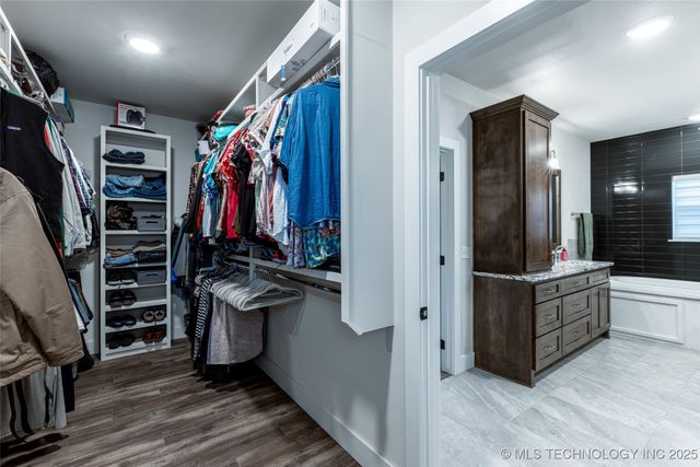 14397 S 4210 Road, Claremore, OK 74017