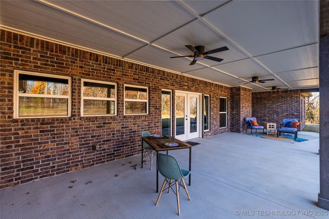 14397 S 4210 Road, Claremore, OK 74017