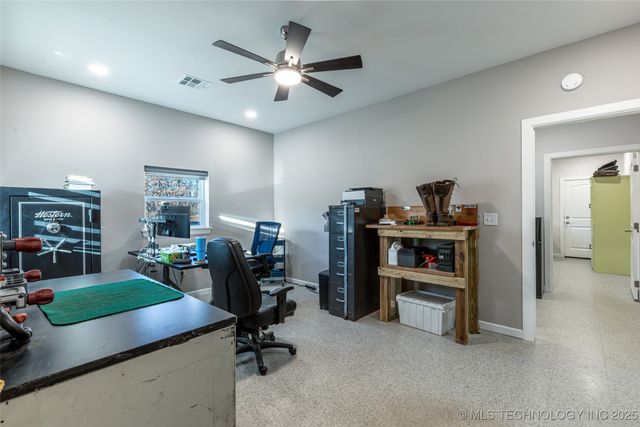 14397 S 4210 Road, Claremore, OK 74017