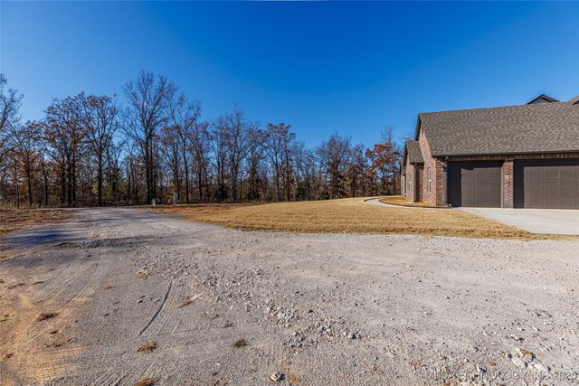 14397 S 4210 Road, Claremore, OK 74017