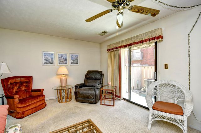 305 21st Ave S Apt 115, Myrtle Beach, SC 29577