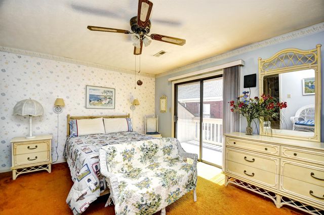 305 21st Ave S Apt 115, Myrtle Beach, SC 29577