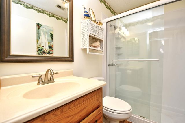 305 21st Ave S Apt 115, Myrtle Beach, SC 29577