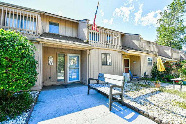 305 21st Ave S Apt 115, Myrtle Beach, SC 29577