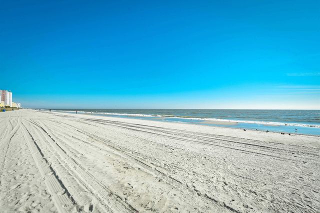 305 21st Ave S Apt 115, Myrtle Beach, SC 29577