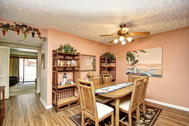 305 21st Ave S Apt 115, Myrtle Beach, SC 29577