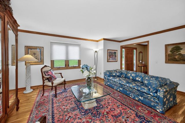 9896 Softspring Drive, Sharonville, OH 45241