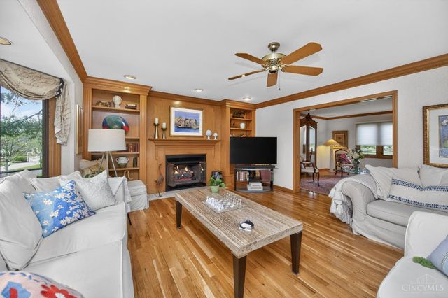 9896 Softspring Drive, Sharonville, OH 45241