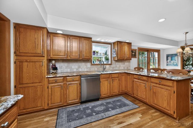 9896 Softspring Drive, Sharonville, OH 45241