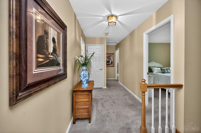 9896 Softspring Drive, Sharonville, OH 45241